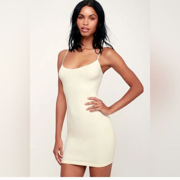 *** SALE FREE PEOPLE Seamless Mini Slip/Dress  in Ivory **IR** - Picture 2 of 11